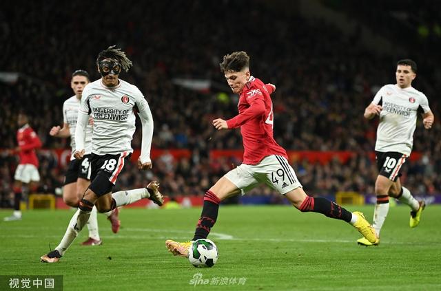 的助攻数比 的助攻数比